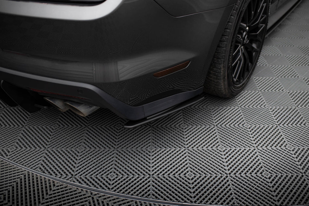 Street Pro TAKAA SIVUSTERIT FORD MUSTAG GT MK6