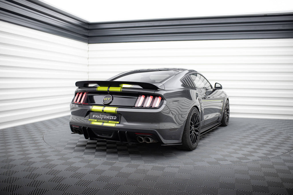 Street Pro TAKAA SIVUSTERIT FORD MUSTAG GT MK6