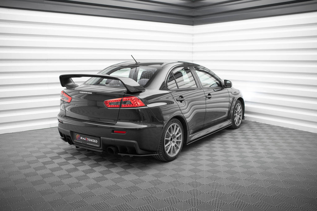 Street Pro TAKA -SIVUSTERIT MITSUBISHI LANCER EVO X