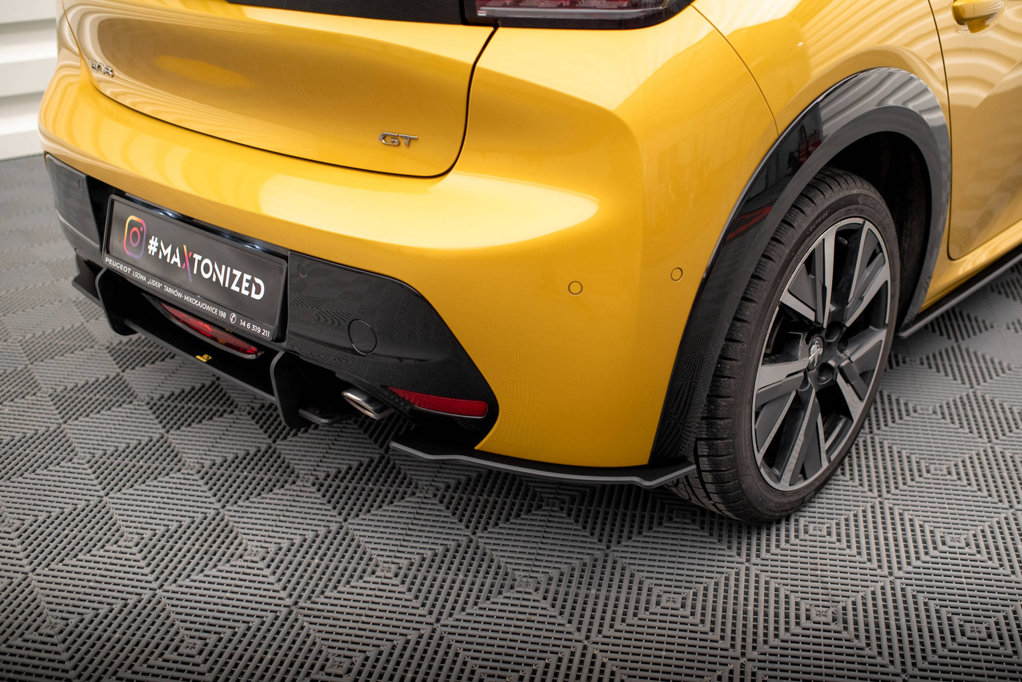 Street Pro TAKAA SIVUSTERIT PEUGEOT 208 GT MK2