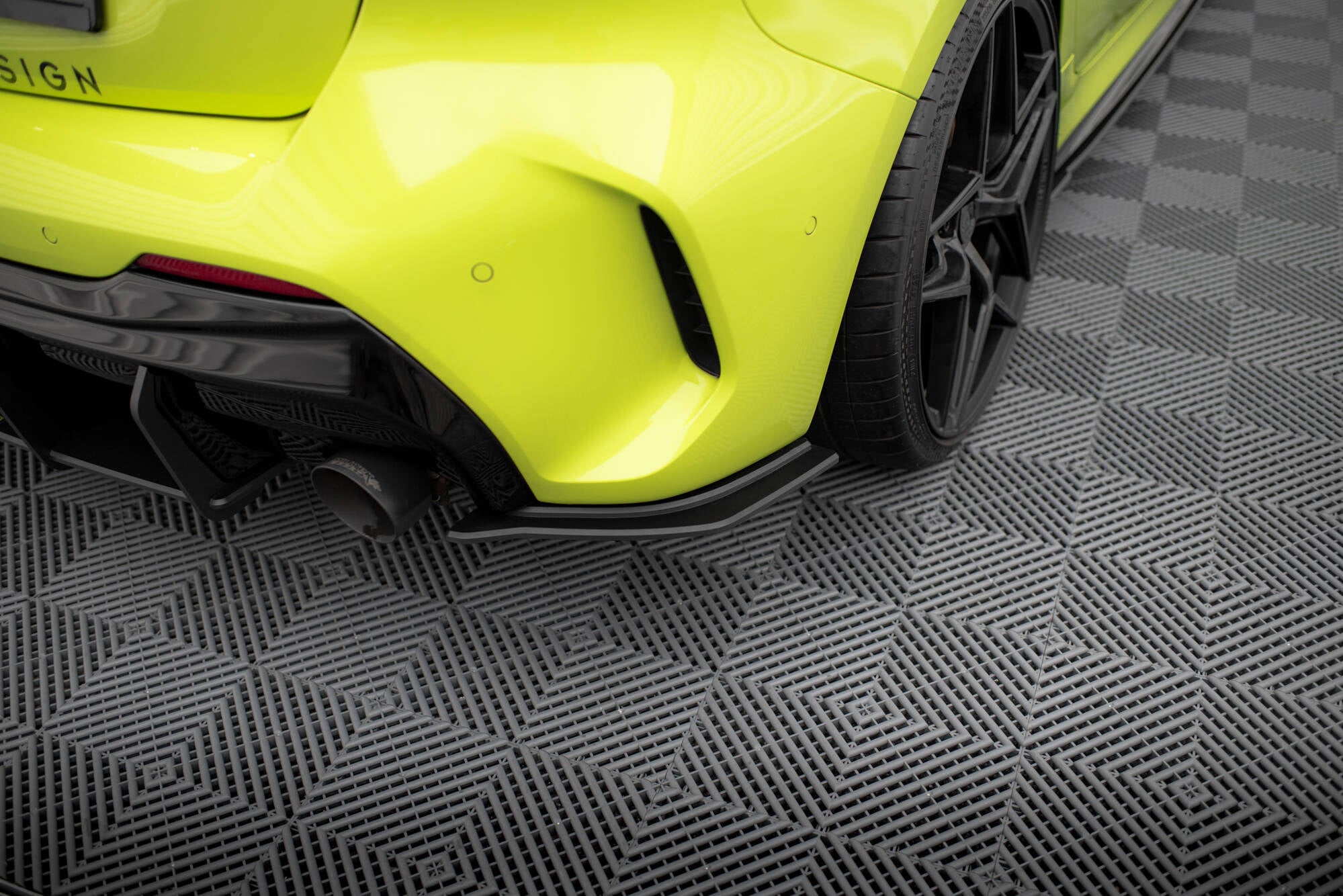 Street pro rear side splitters v.1 bmw 1 f40 m-pack / m135i