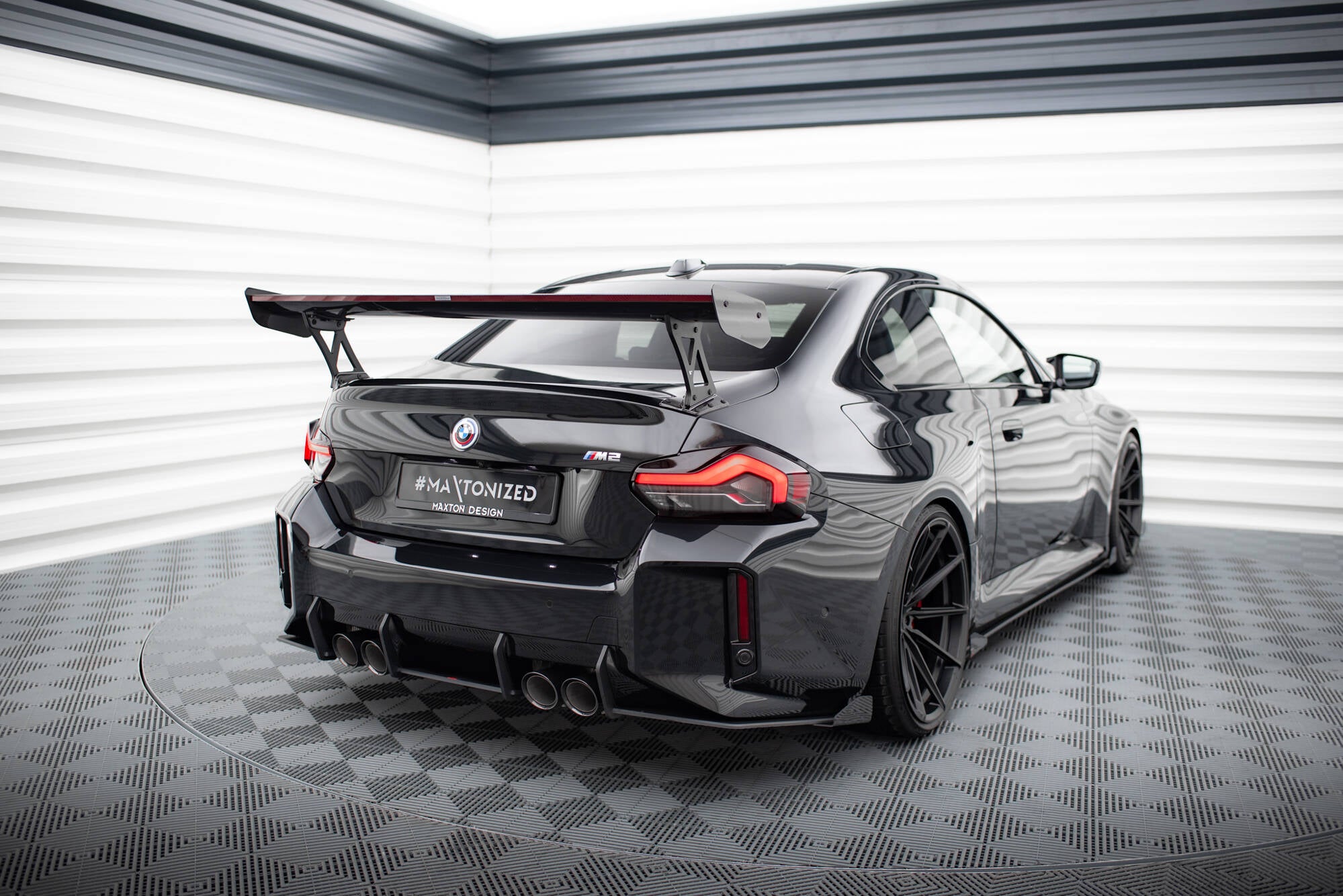 Street Pro TAKAA SIVUSTERIT V.1 + FLAMS BMW M2 G87
