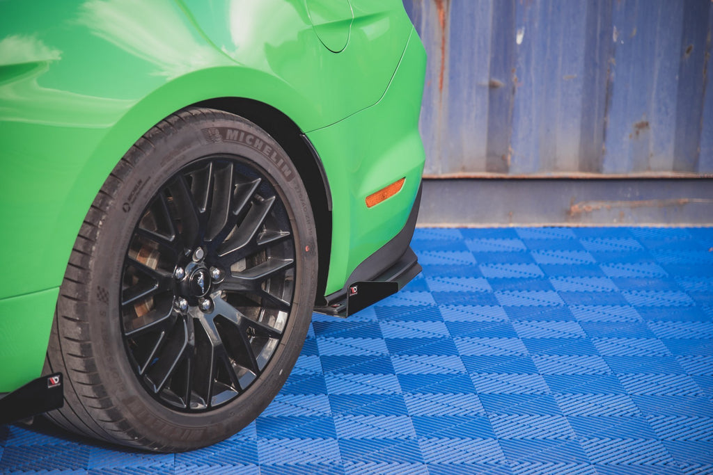 Street pro rear side splitters v.1 + flaps ford mustang gt mk6 facelift