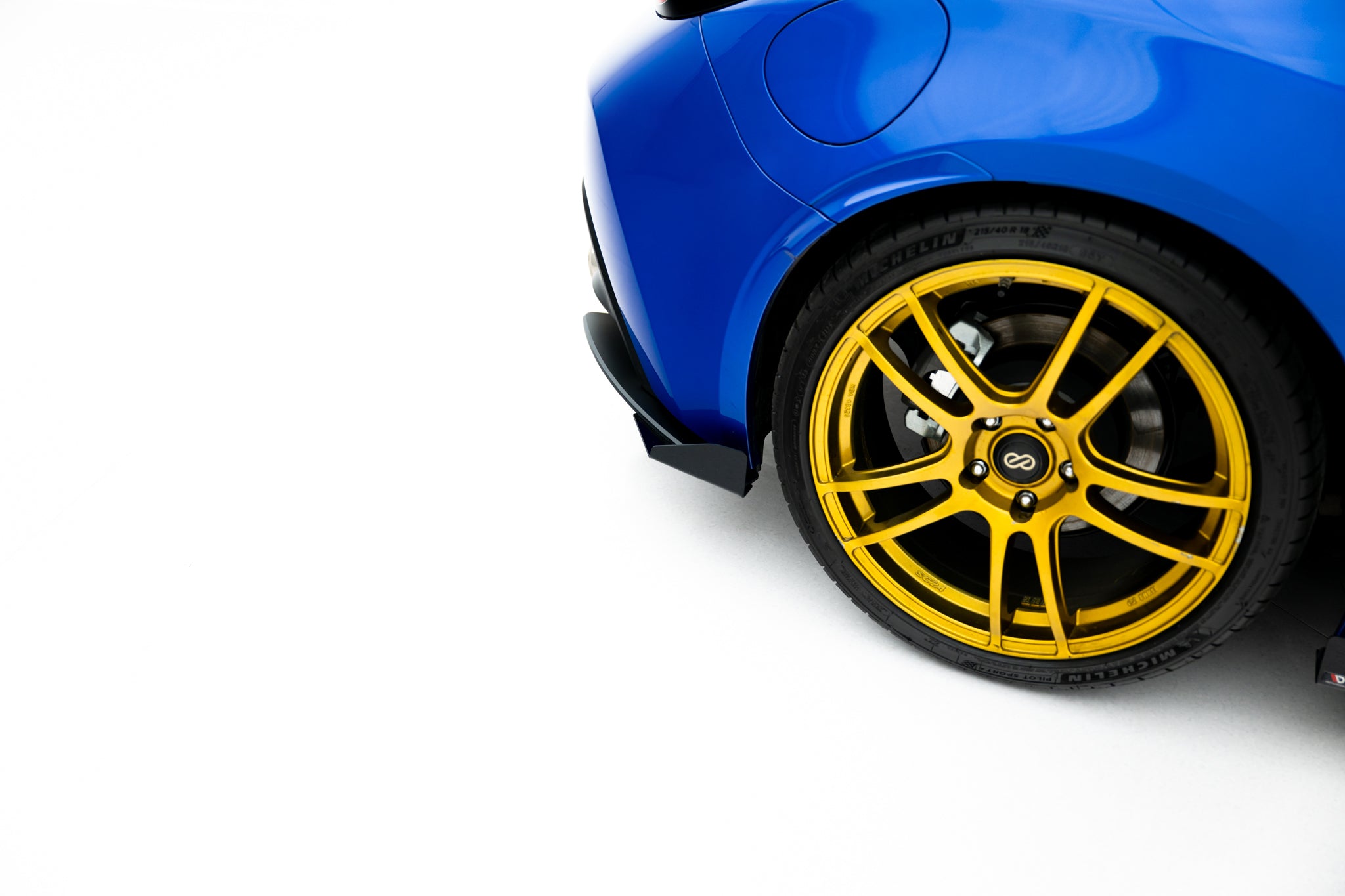 Street Pro TAKA -SIVUSTERIT V.1 + FLAMS Subaru Brz MK2