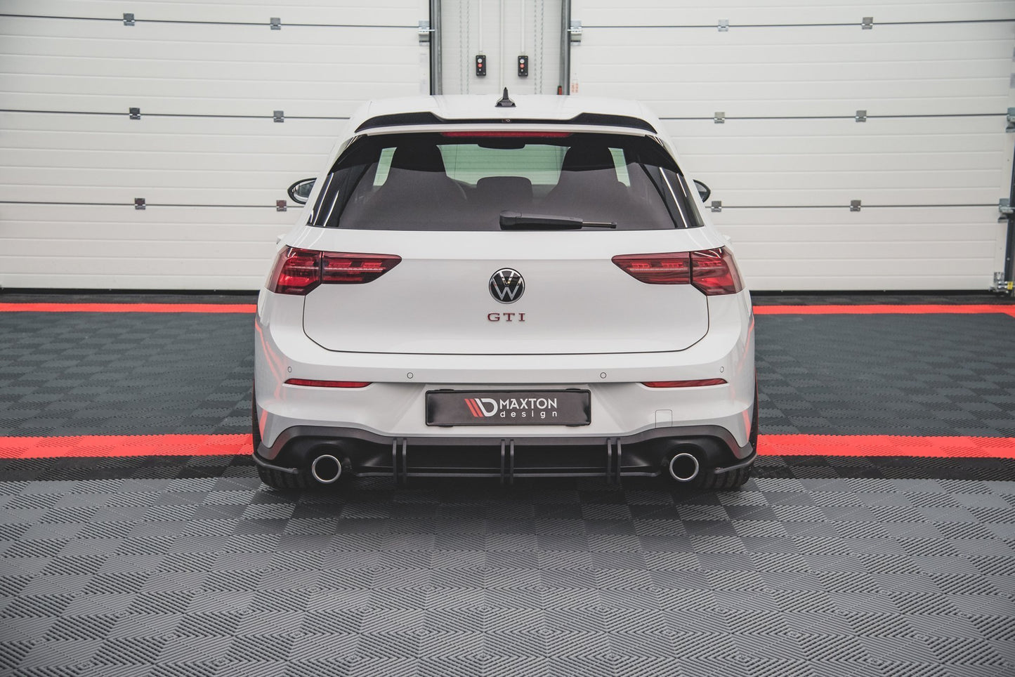 Street Pro TAKAA SIVUSTOMAT V.1 VOLKSWAGEN GOLF GTI / GTE / R-LINE MK8