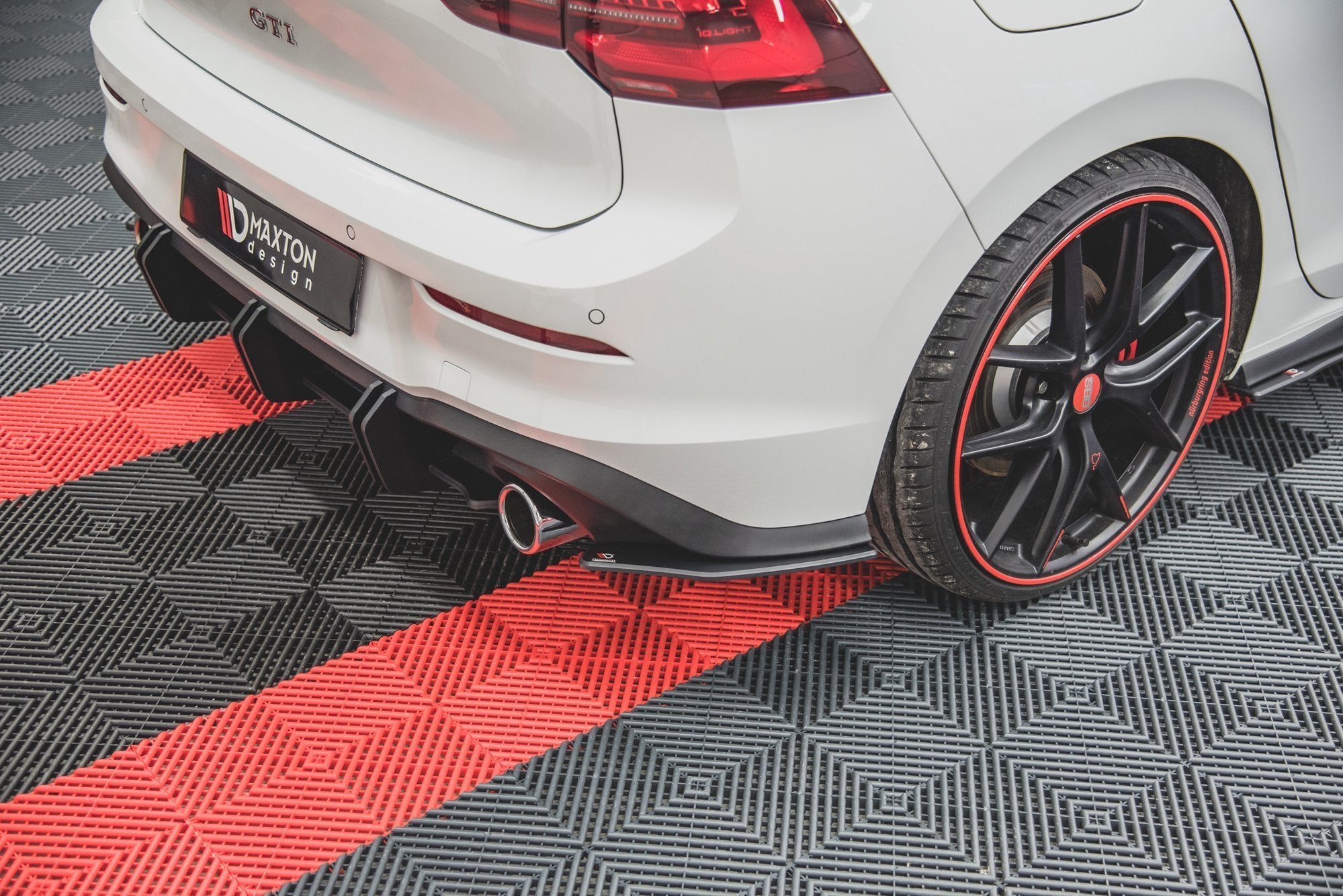 Street pro rear side splitters v.1 volkswagen golf gti / gte / r-line mk8
