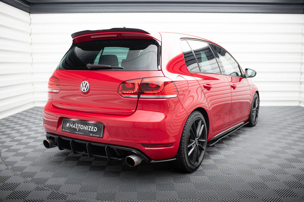 Street Pro TAKAISEKSI JAKUTTAJAT VOLKSWAGEN GOLF GTI MK6