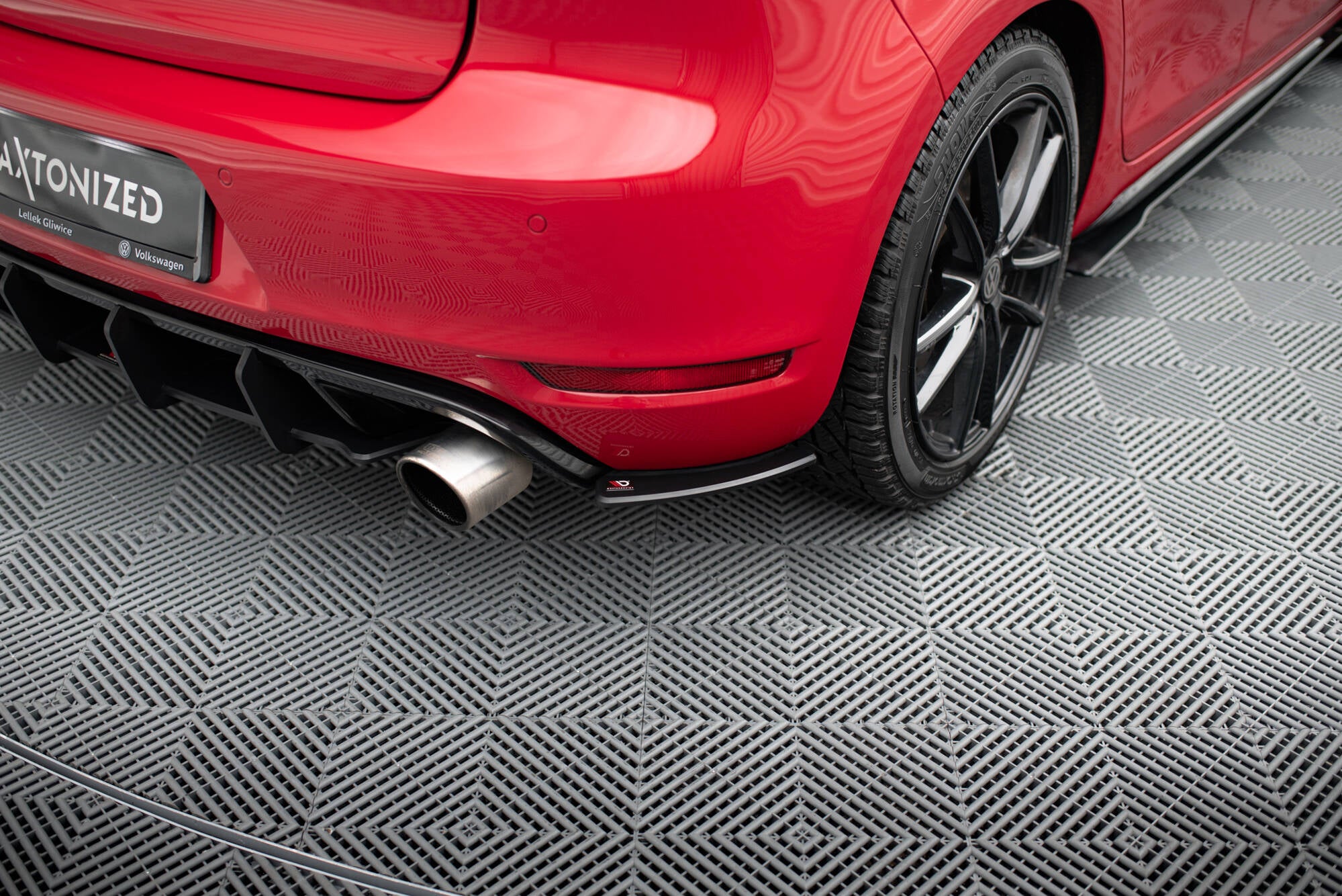 Street Pro TAKAISEKSI JAKUTTAJAT VOLKSWAGEN GOLF GTI MK6