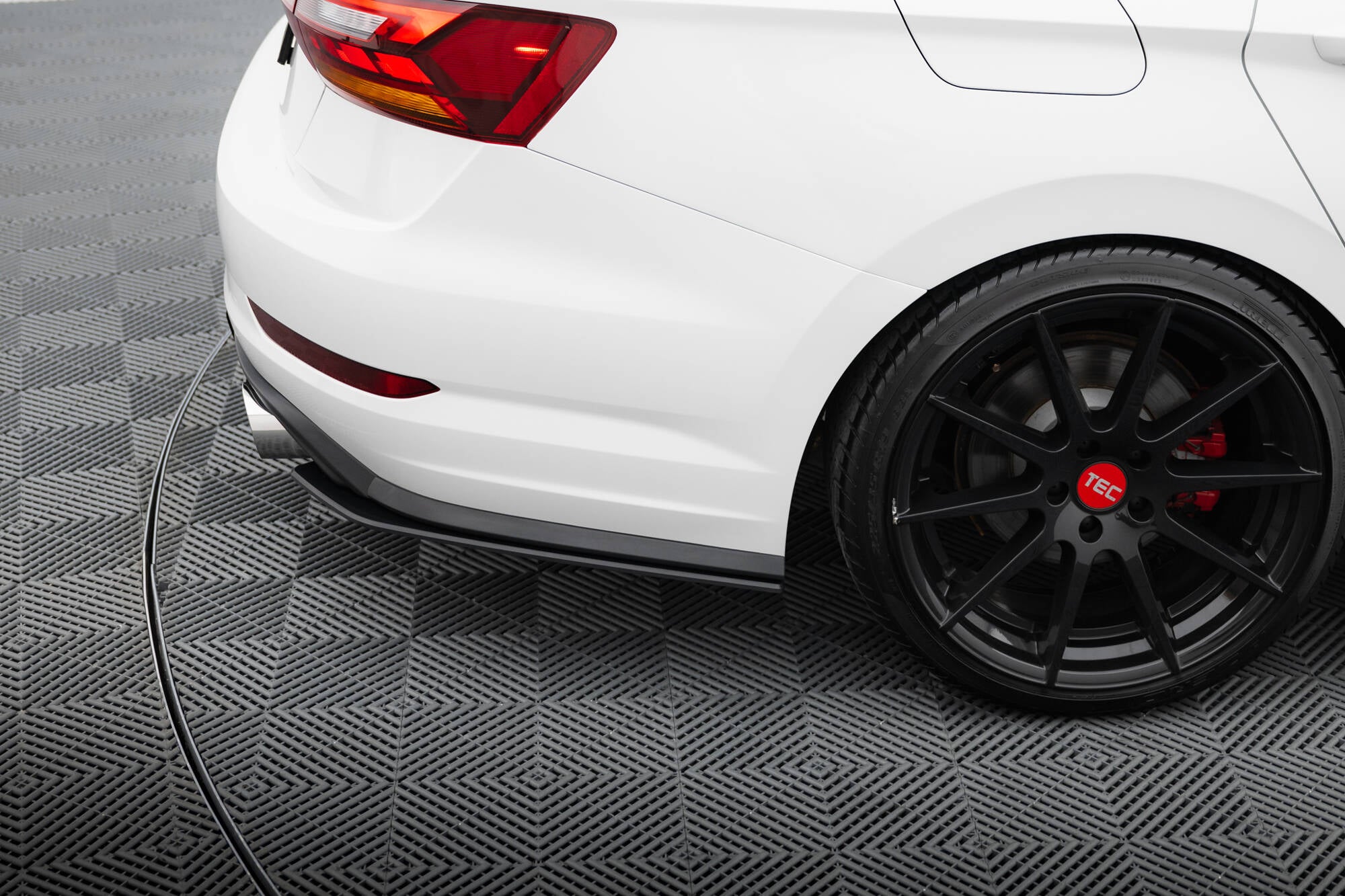 Street Pro TAKAISEKSI JAKUTTAJAT VOLKSWAGEN JETTA GLI MK7