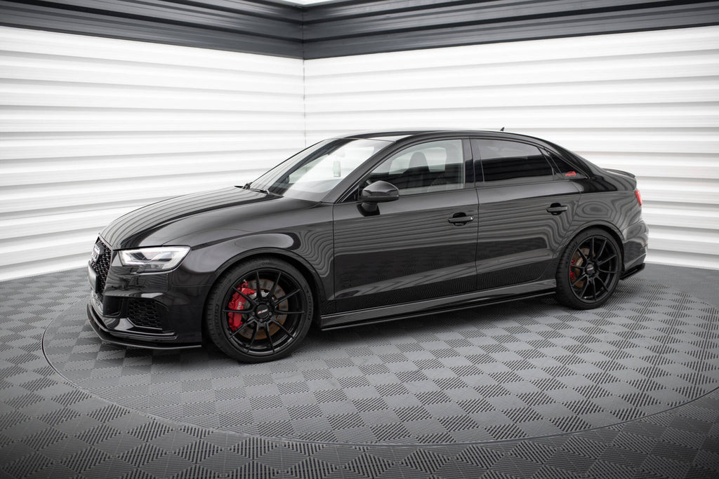Street Pro Side -hameet Diffusers Audi RS3 8 V: n kasvojenkorotuksen jälkeen