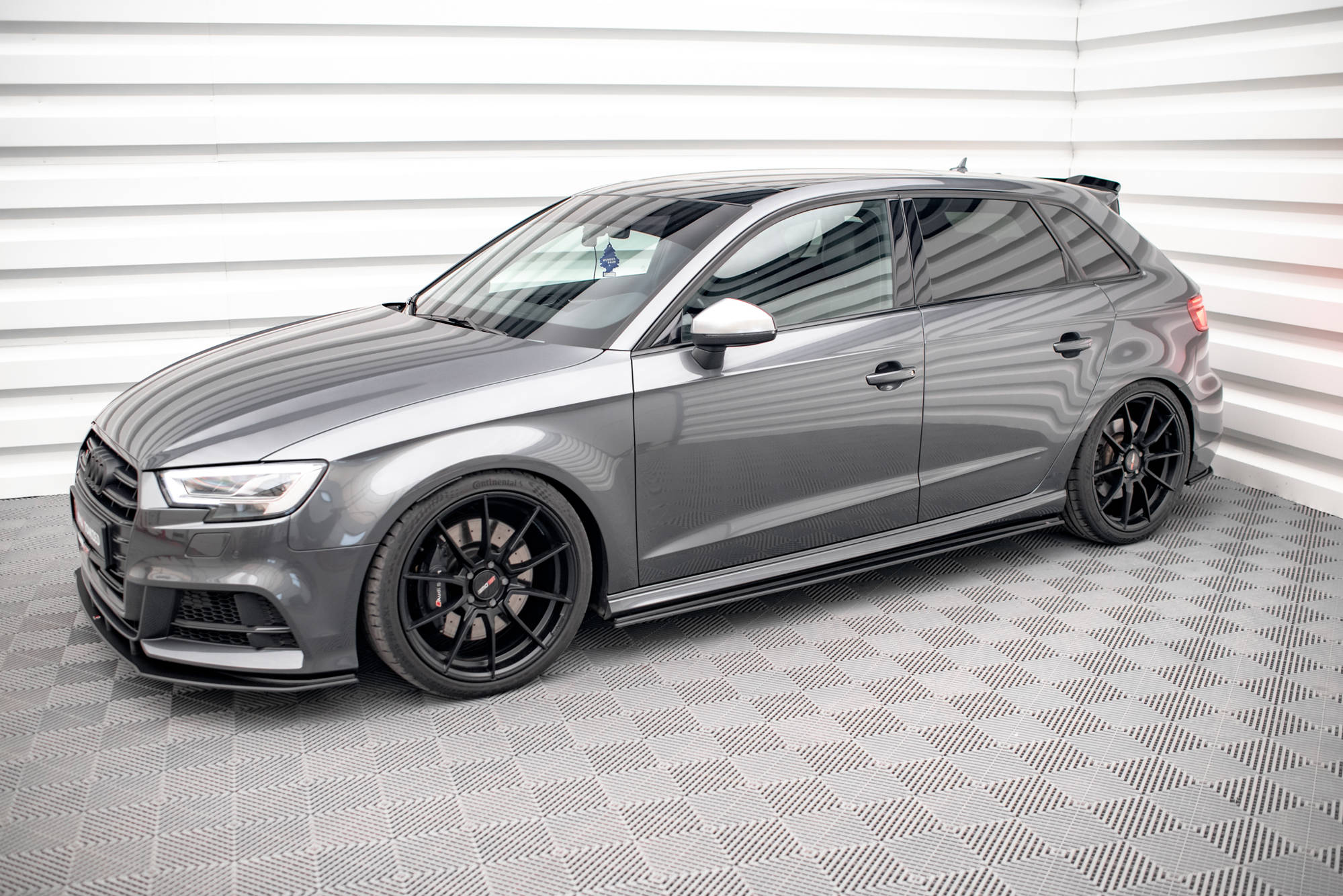 Street pro side skirts diffusers audi s3 / a3 s-line sportback 8v facelift