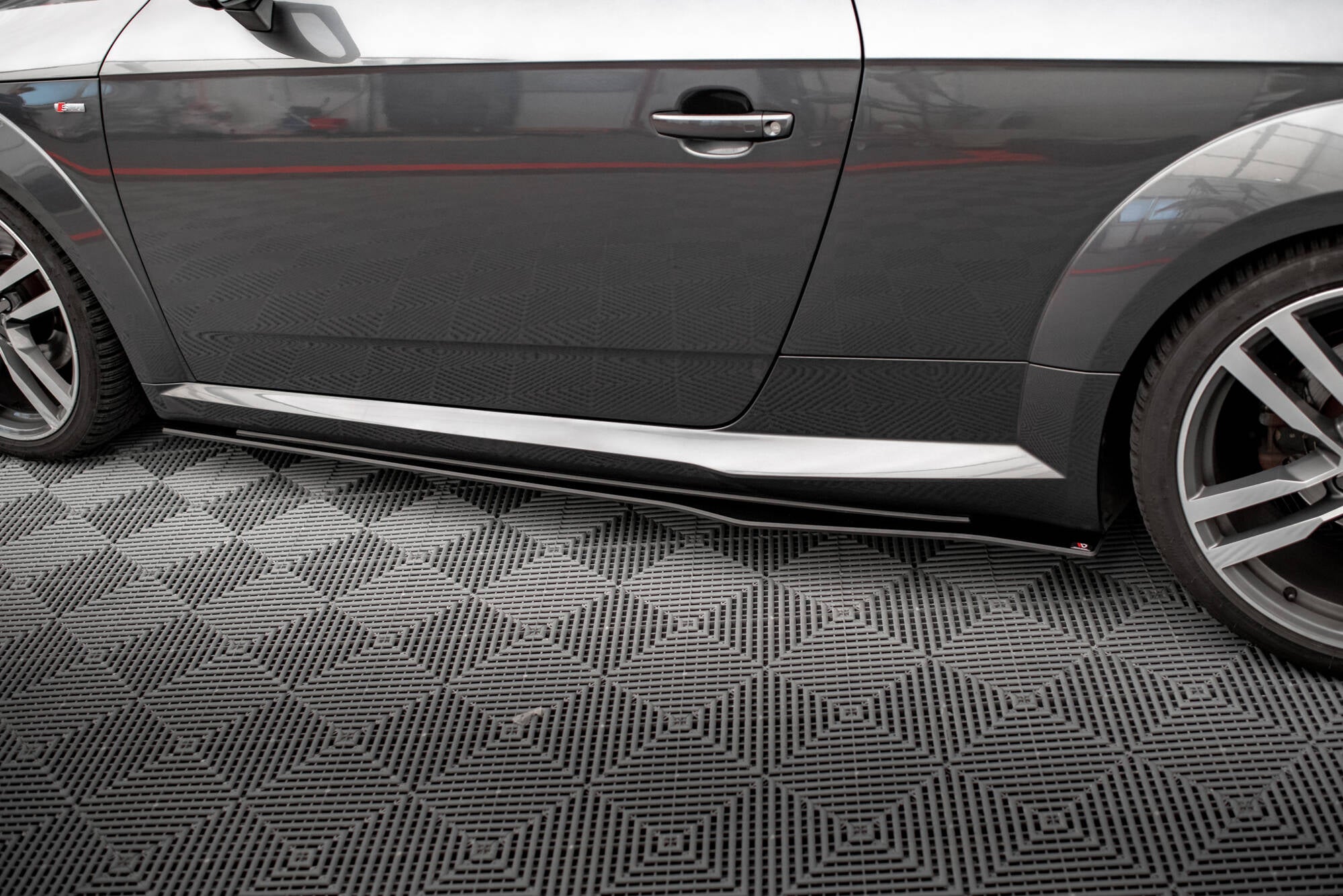 Street Pro Side -hameet Diffusers Audi TT S / S-Line 8s