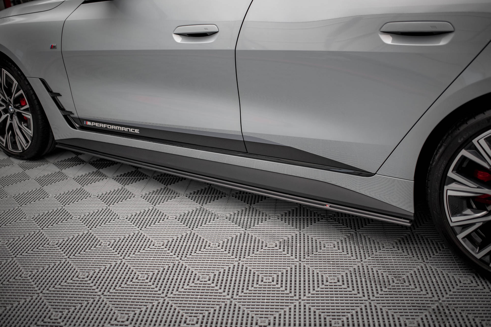 Street pro side skirts diffusers bmw 4 gran coupe m-pack g26