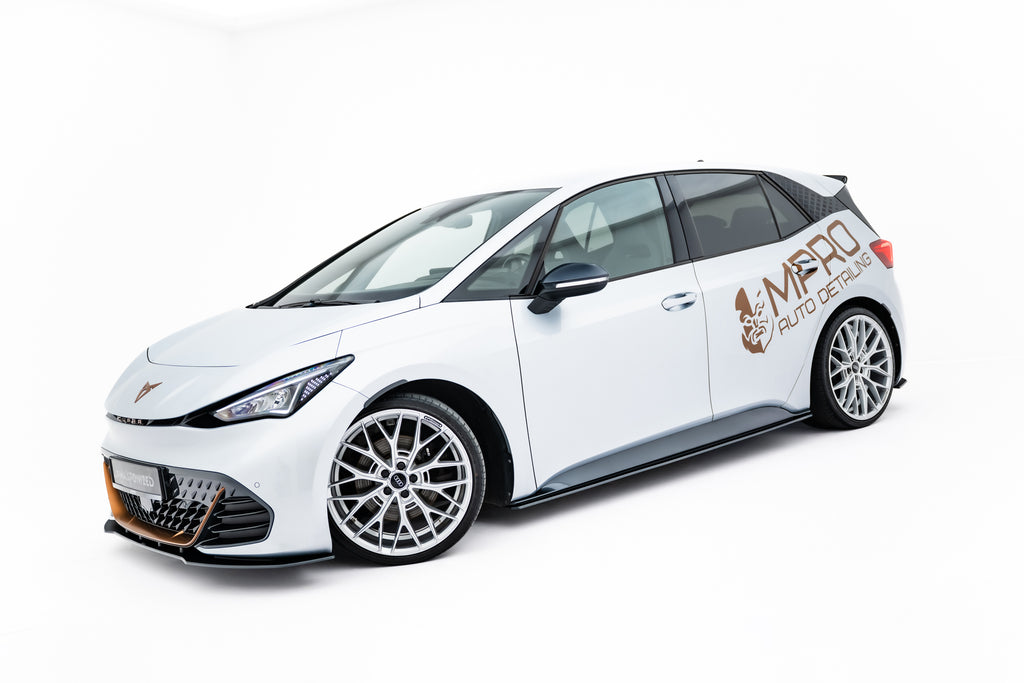 Street Pro -sivuhelmat diffuusorit Cupra Born mk1:lle