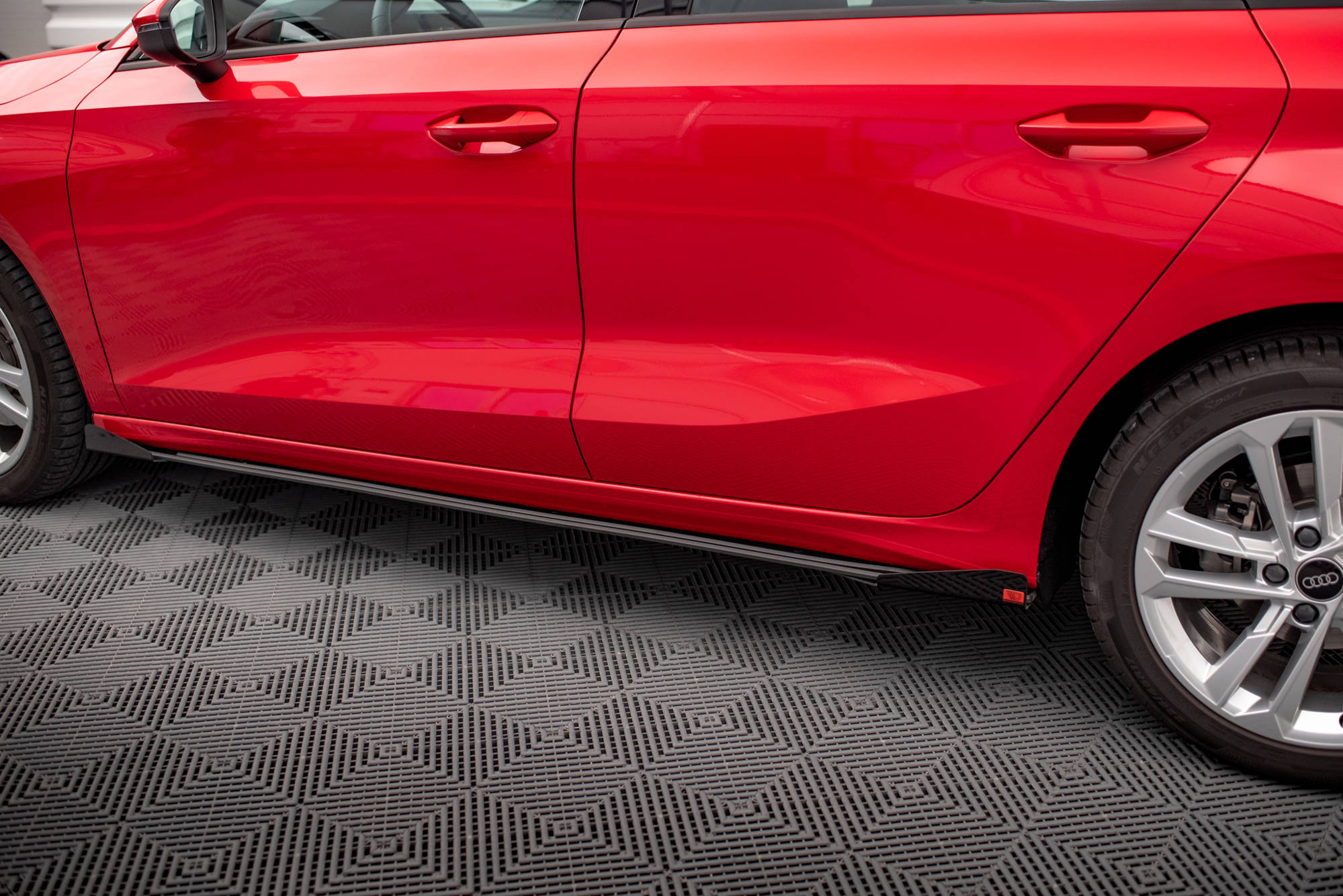 Street Pro Side -hameet Diffusers + Flaps Audi A3 8Y