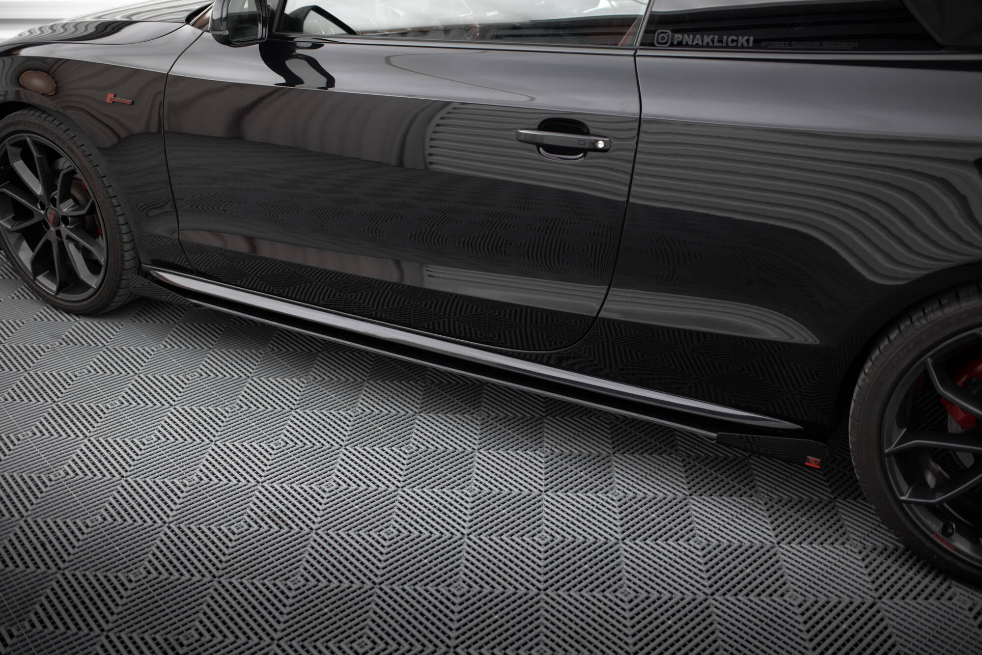 Street Pro Side -hameet Diffusers + Flaps Audi A5 / A5 S-Line / S5 Coupe / Cabrio 8T / 8T FaceLift
