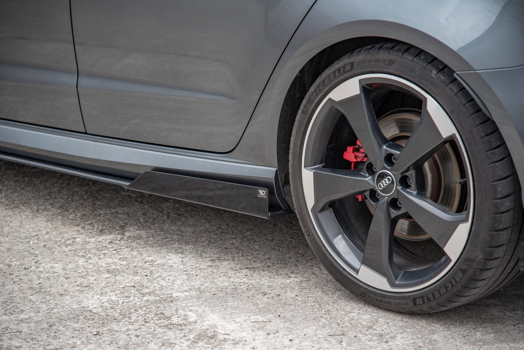 Street Pro Side nederdele diffusorer + flapper Audi RS3 8V Sportback