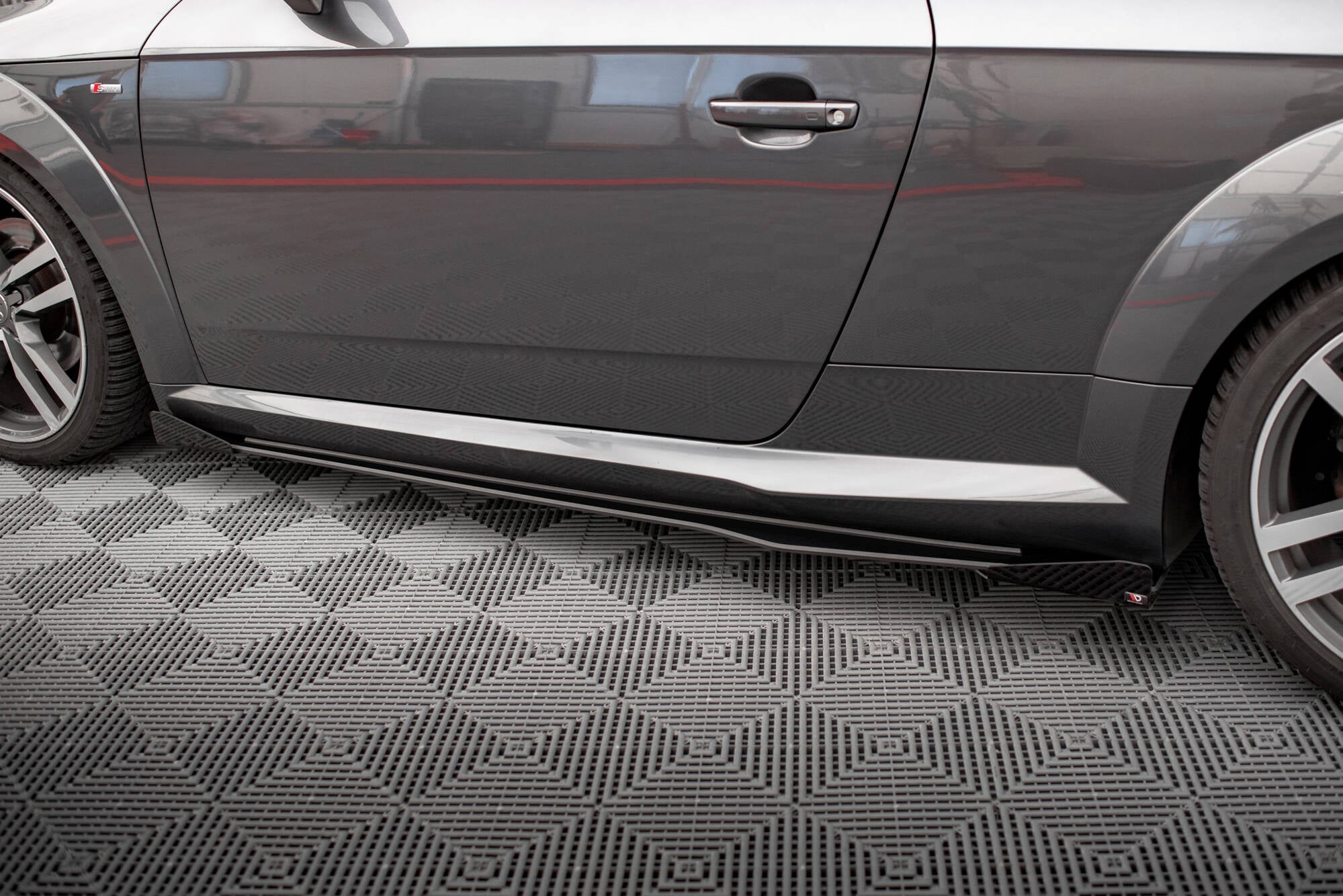Street pro side skirts diffusers + flaps audi tt s / s-line 8s