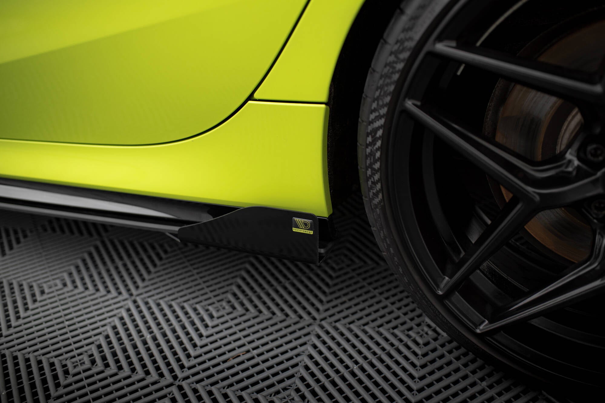 Street Pro Side nederdele diffusorer + flapper BMW 1 F40 m-pack / m135i