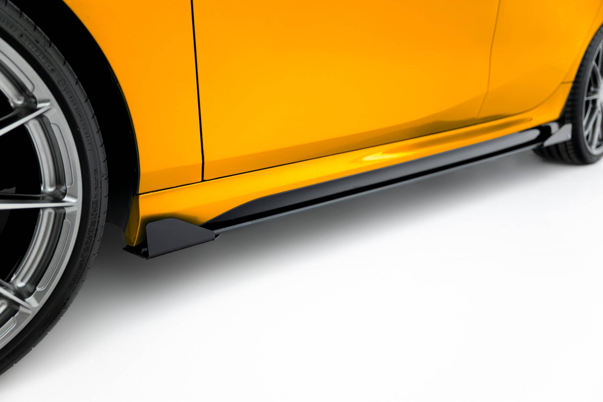 Street pro side skirts diffusers + flaps bmw 1 m-pack f70