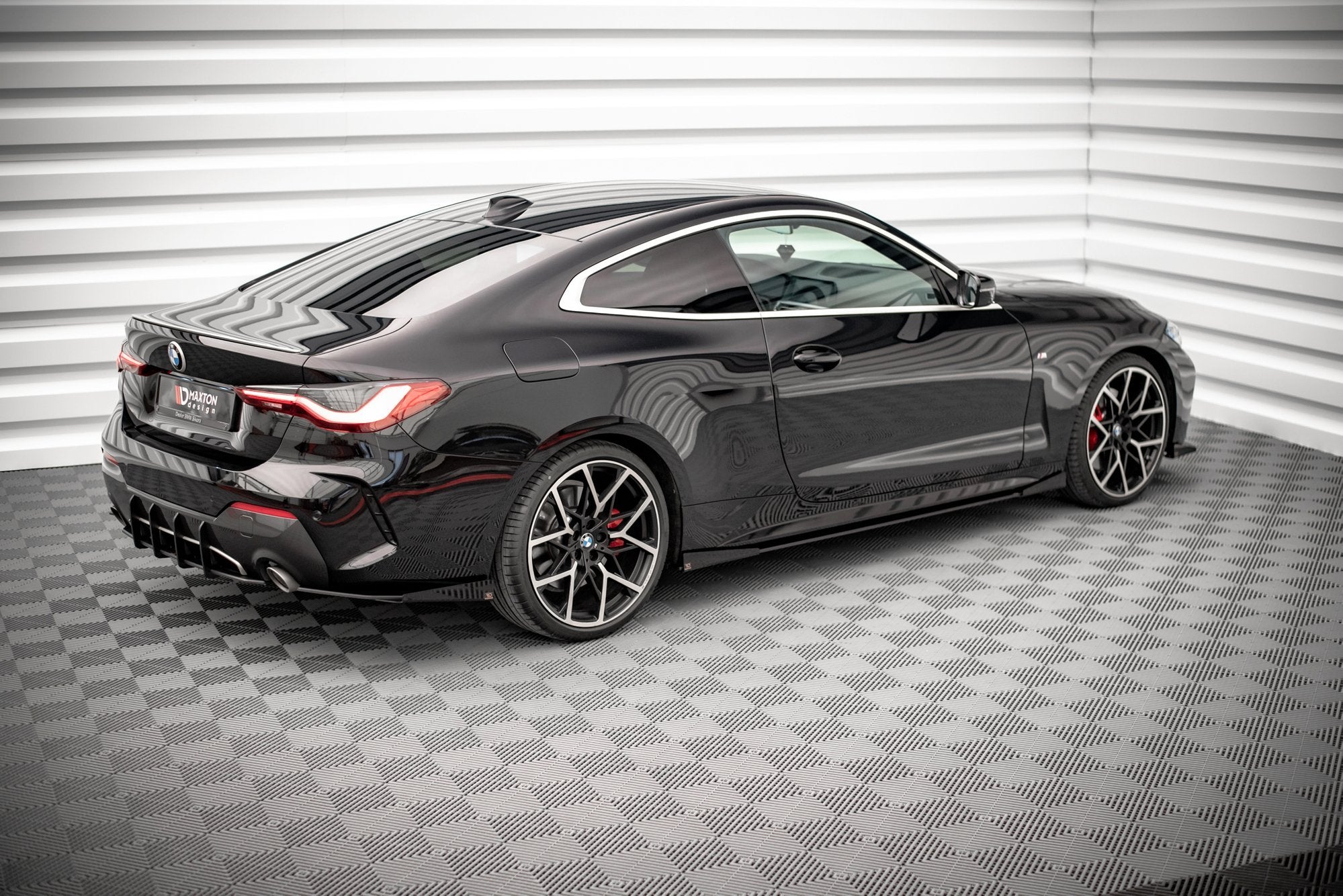Street pro side skirts diffusers + flaps bmw 4 m-pack / m440i g22 / g23 / g22 facelift / g23 facelift