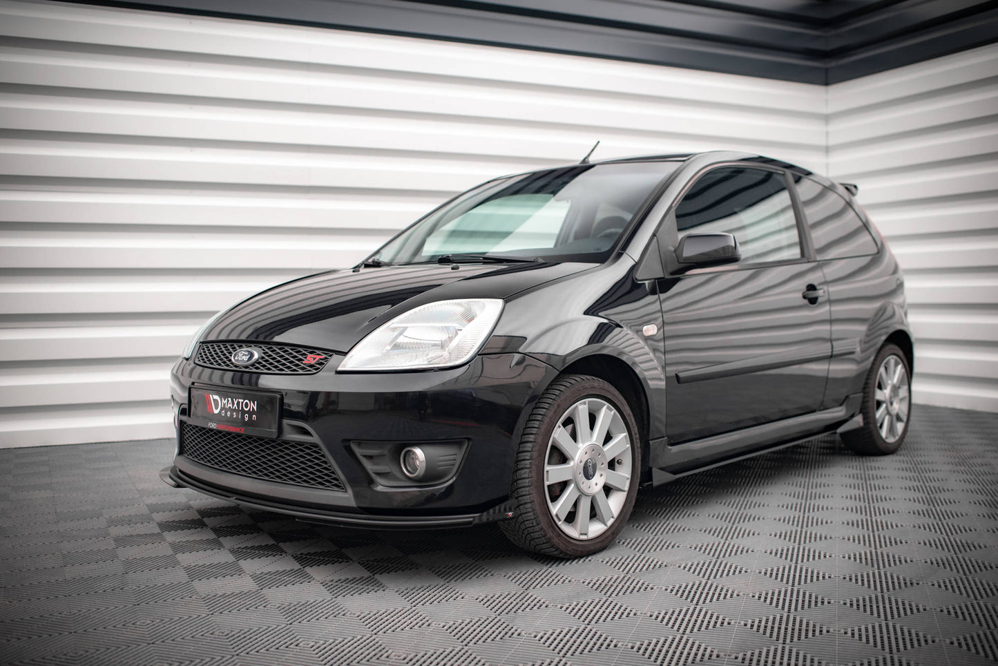 Street Pro Side Skirts Diffusers + Flaps Ford Fiesta St MK6