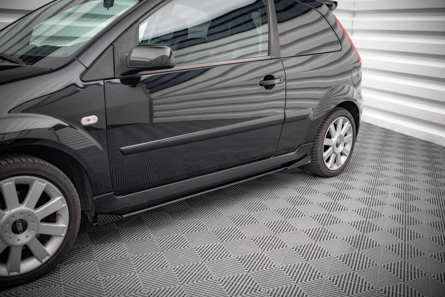 Street Pro Side Skirts Diffusers + Flaps Ford Fiesta St MK6