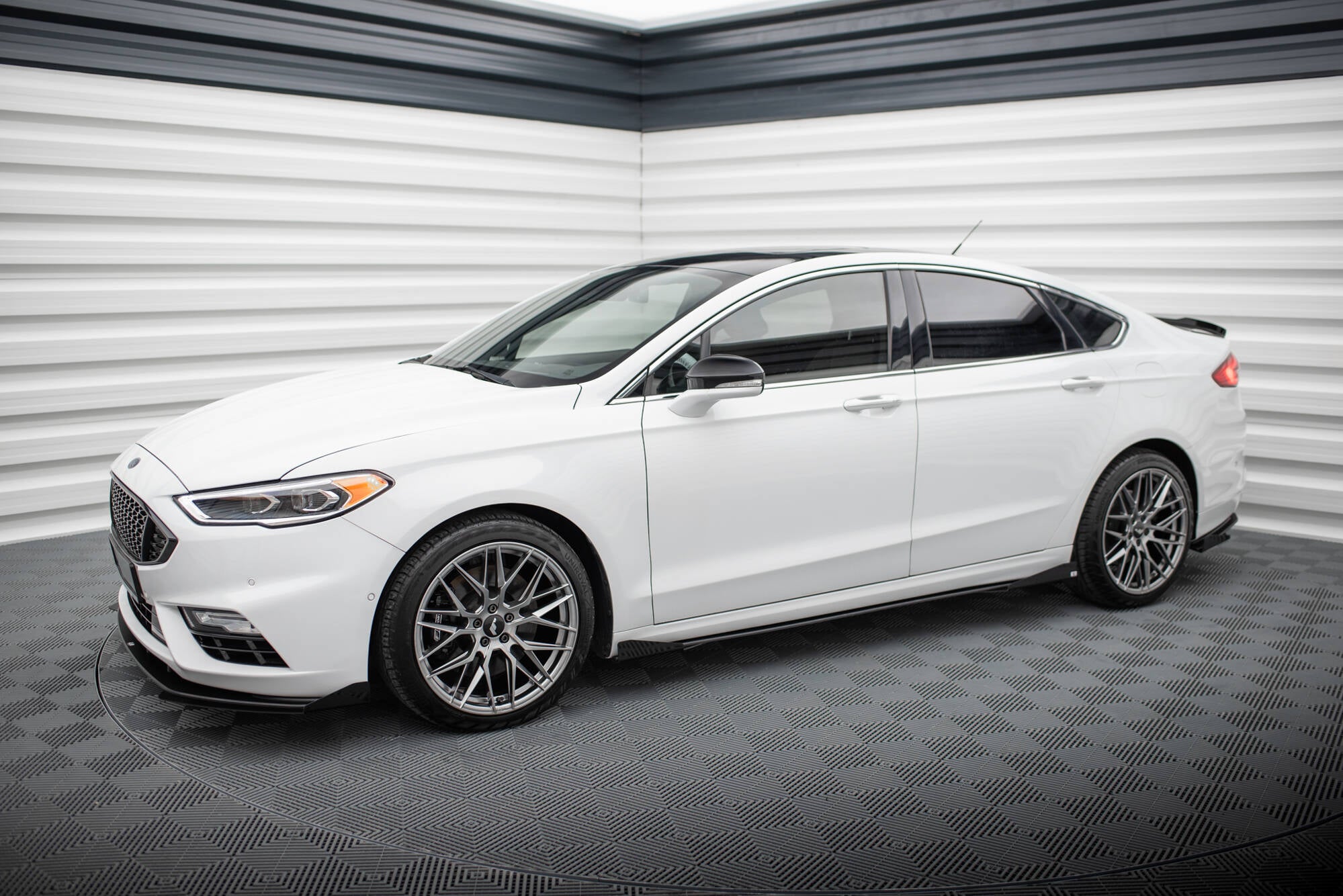 Street Pro Side -hameet hajottimet + läpät Ford Mondeo Sport MK5 Facelift / Fusion Sport MK2 Facelift