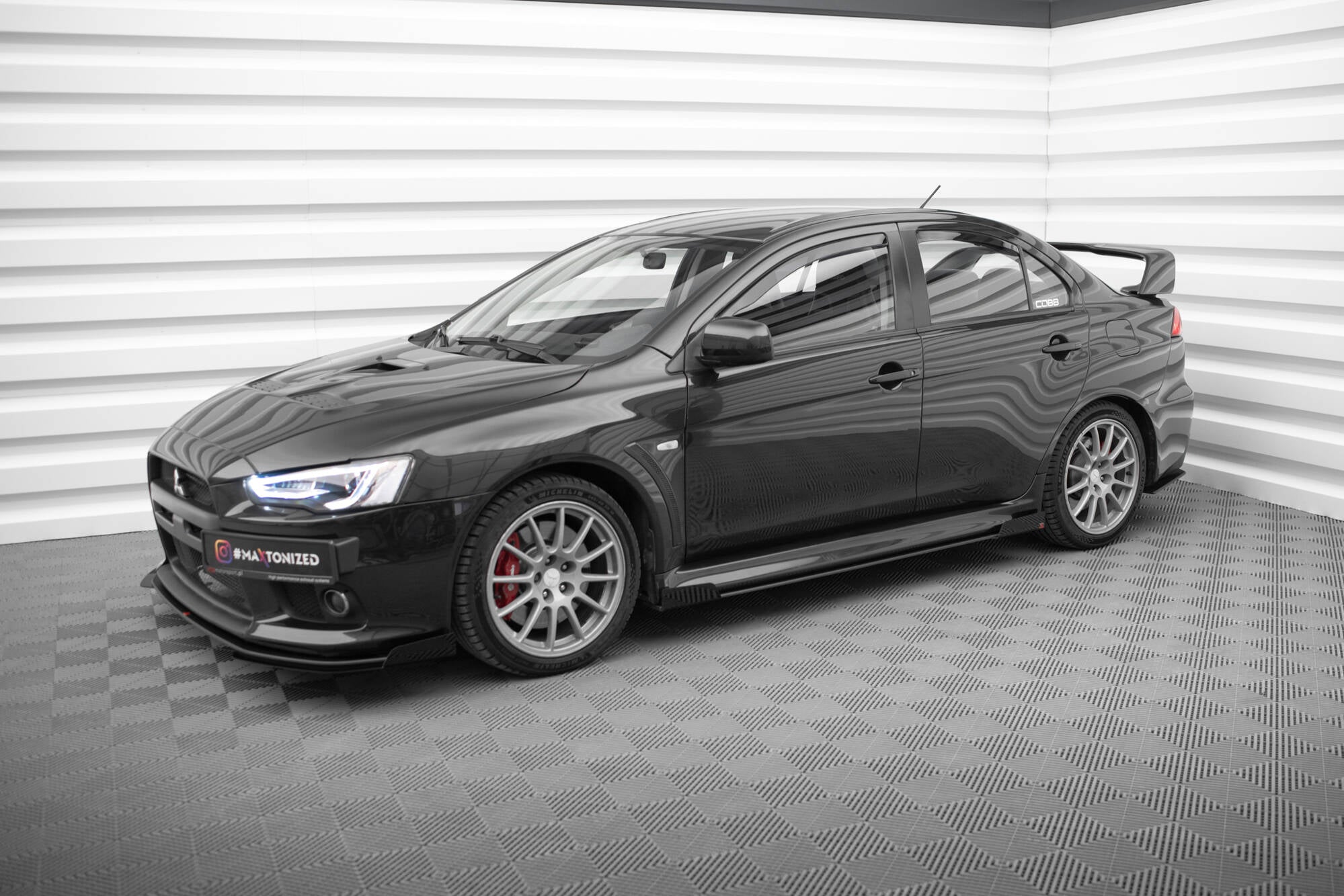 Street Pro Side -hameet diffuusi + läpät Mitsubishi Lancer Evo X