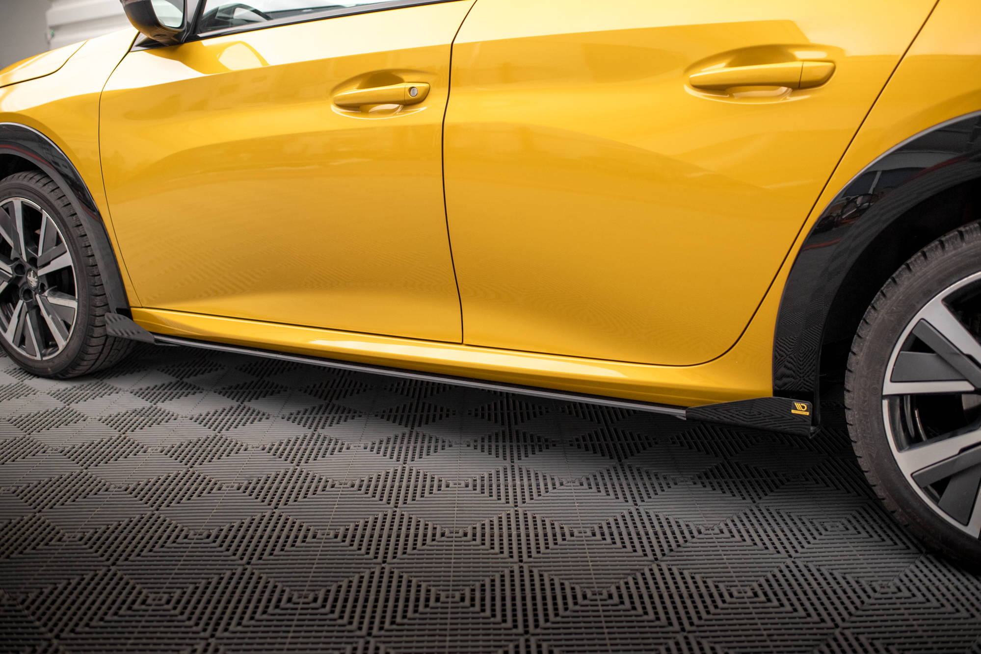 Street pro side skirts diffusers + flaps peugeot 208 gt mk2