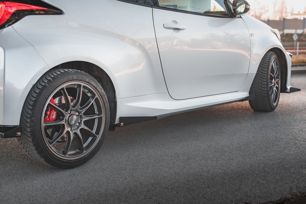 Street pro sideskjørt diffusere + klaffer toyota gr yaris mk4