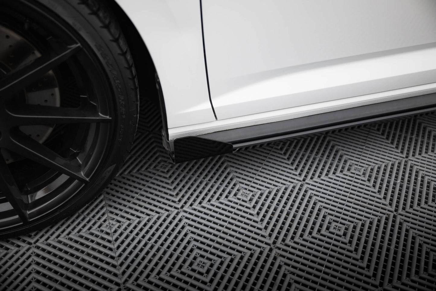 Street Pro Side -hameet Diffusers + Flaps Volkswagen Jetta Gli Mk7