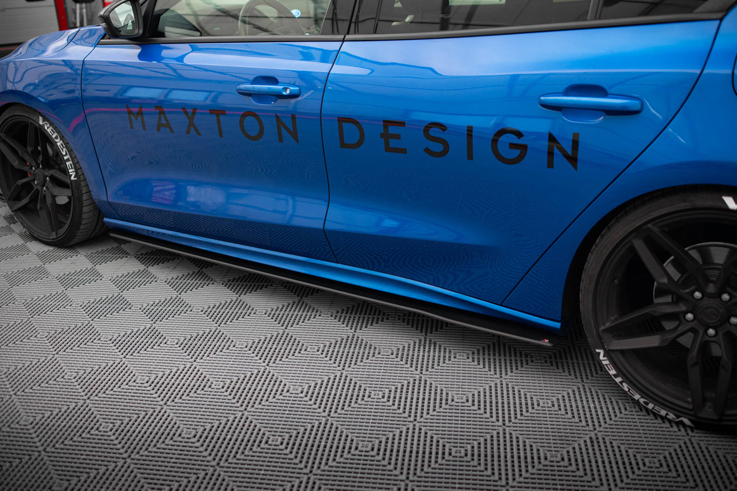 Street pro side skirts diffusers ford focus st / st-line mk4