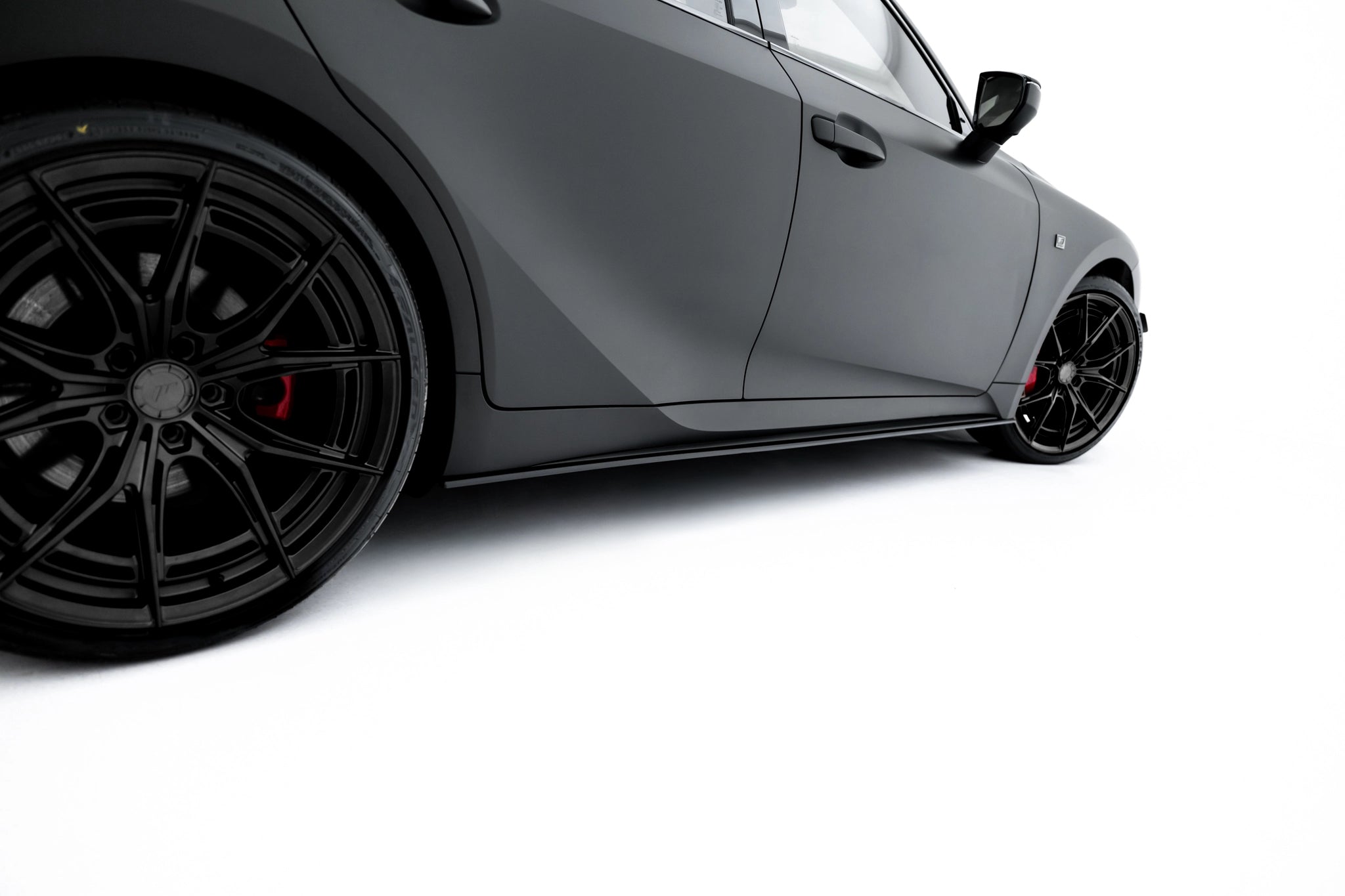 Street pro side skirts diffusers lexus is 500 mk3 facelift 2 (xe30)