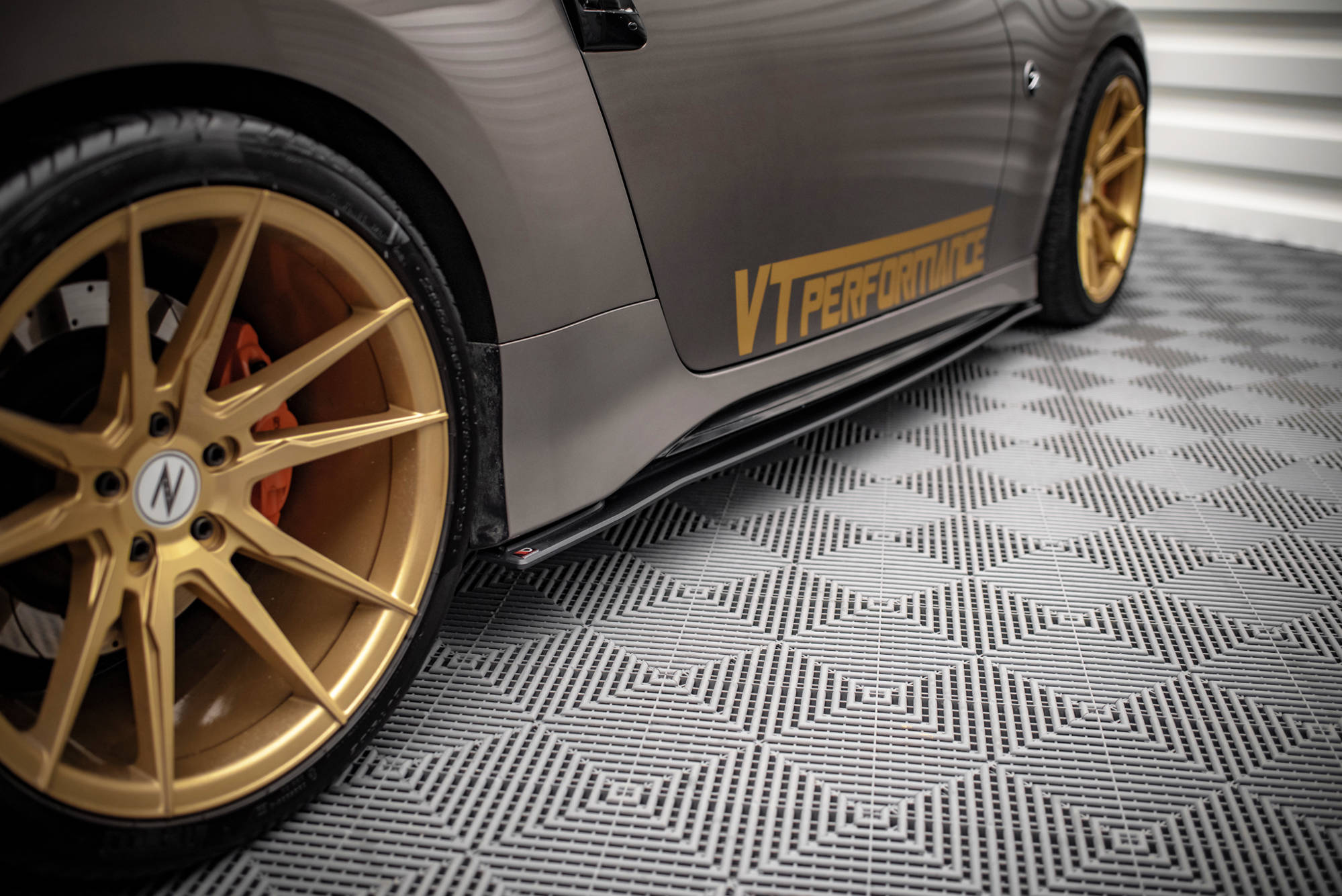 Street pro sideskjørt diffusere nissan 370z nismo ansiktsløftning