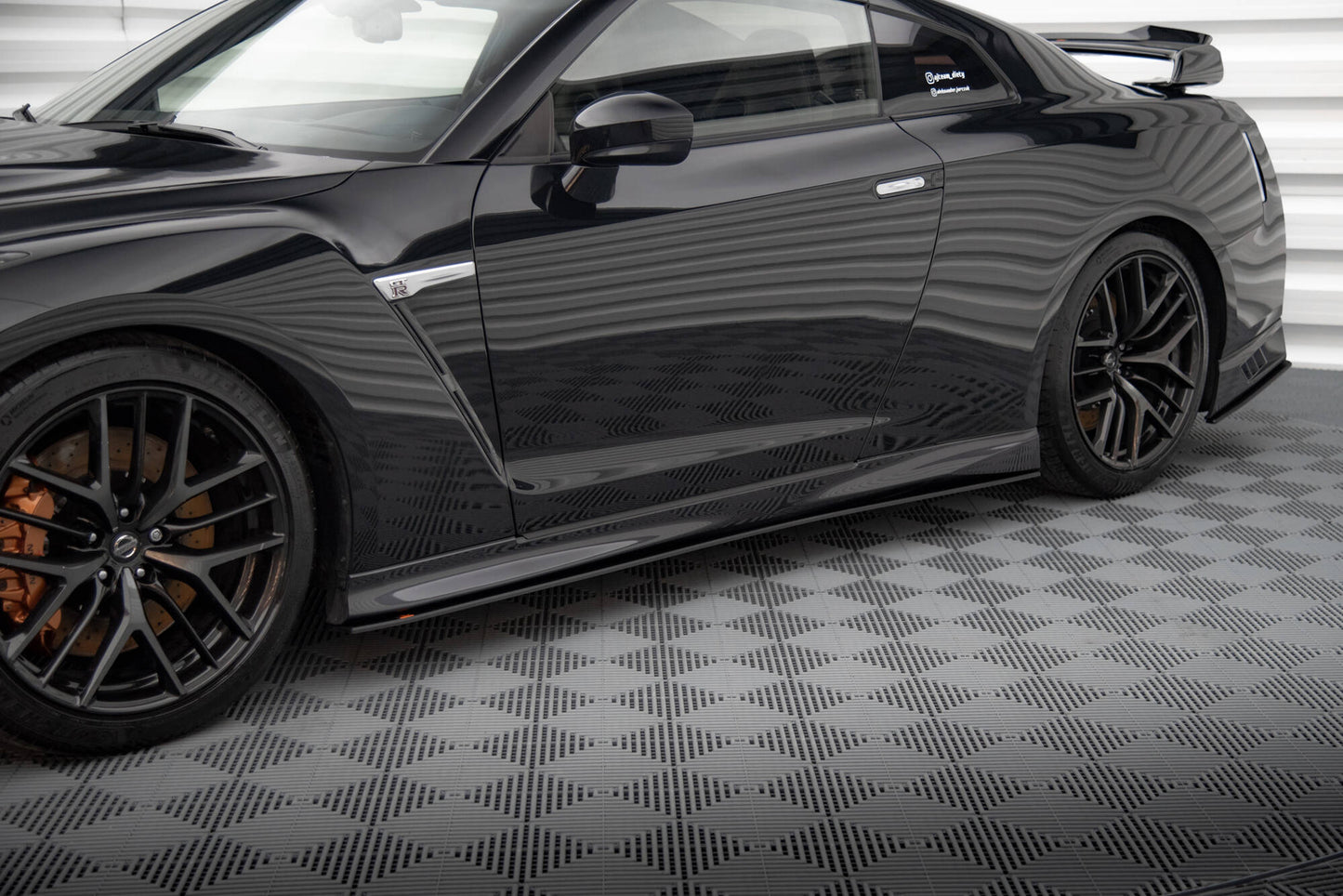 Street pro side skirts diffusers nissan gtr r35 facelift