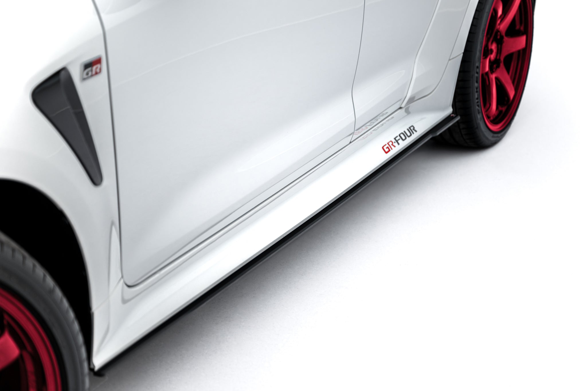 Street pro side skirts diffusers toyota gr corolla mk12