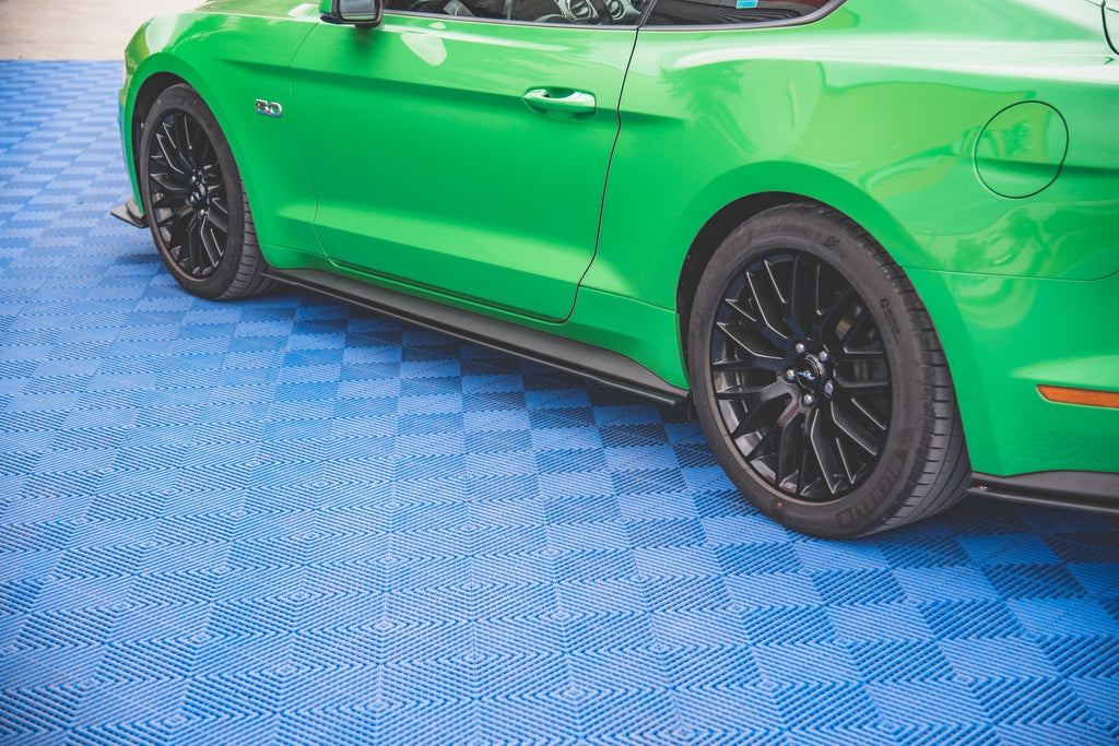 Street pro sideskjørt diffusere v.1 ford mustang gt mk6 ansiktsløftning