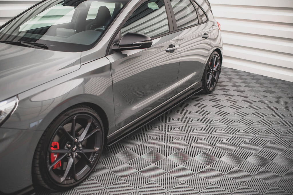 Street pro side skirts diffusers v.2 hyundai i30 n / n-line hatchback / fastback mk3 / mk3 facelift