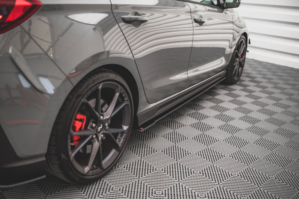 Street pro side skirts diffusers v.2 hyundai i30 n / n-line hatchback / fastback mk3 / mk3 facelift