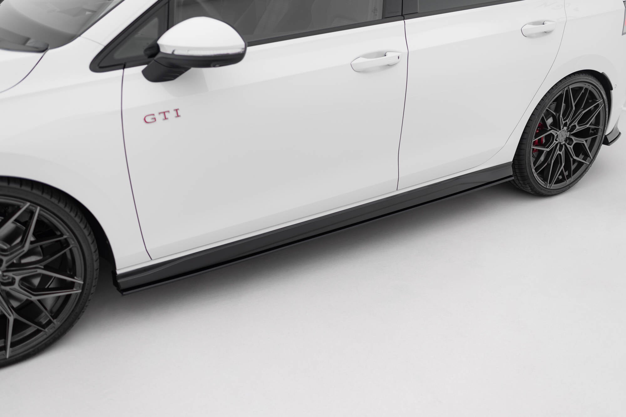 Street Pro Side -hameet Diffusers V.2 Volkswagen Golf GTI / GTE / GTI Clubsport / R-Line MK8