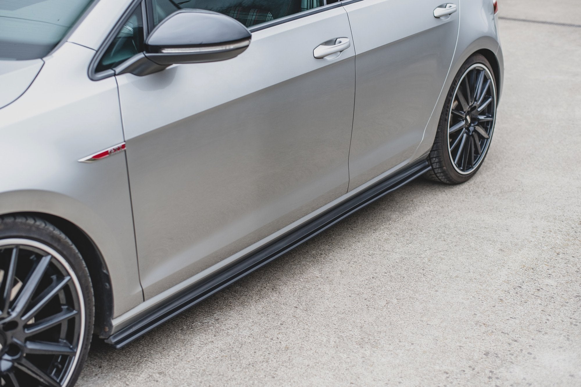 Street Pro Side -hameet Diffusers VW Golf 7 GTI