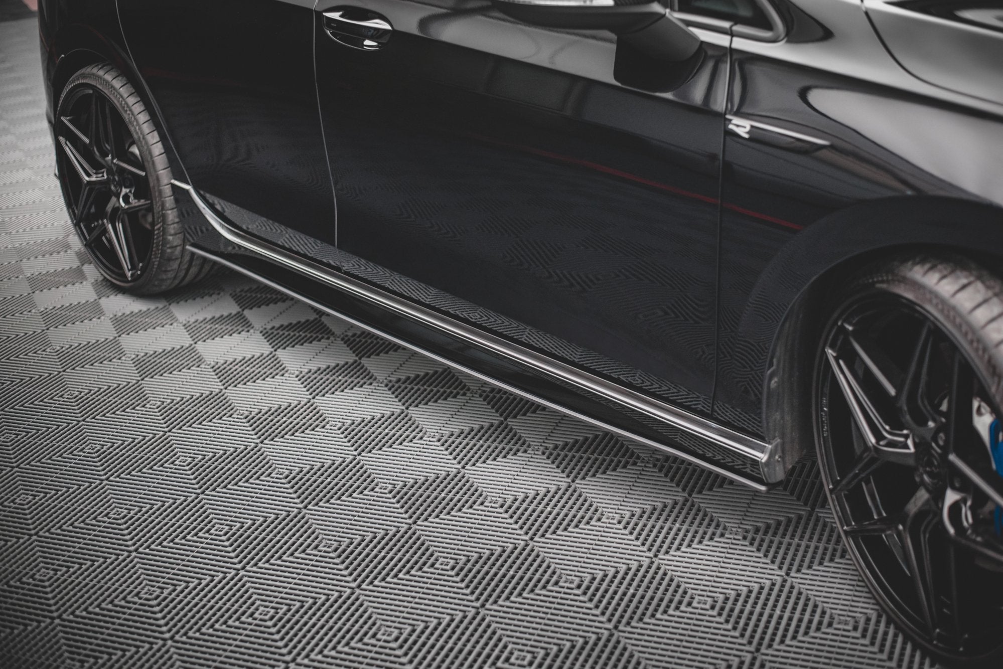 Street pro side skirts diffusers volkswagen golf r mk8