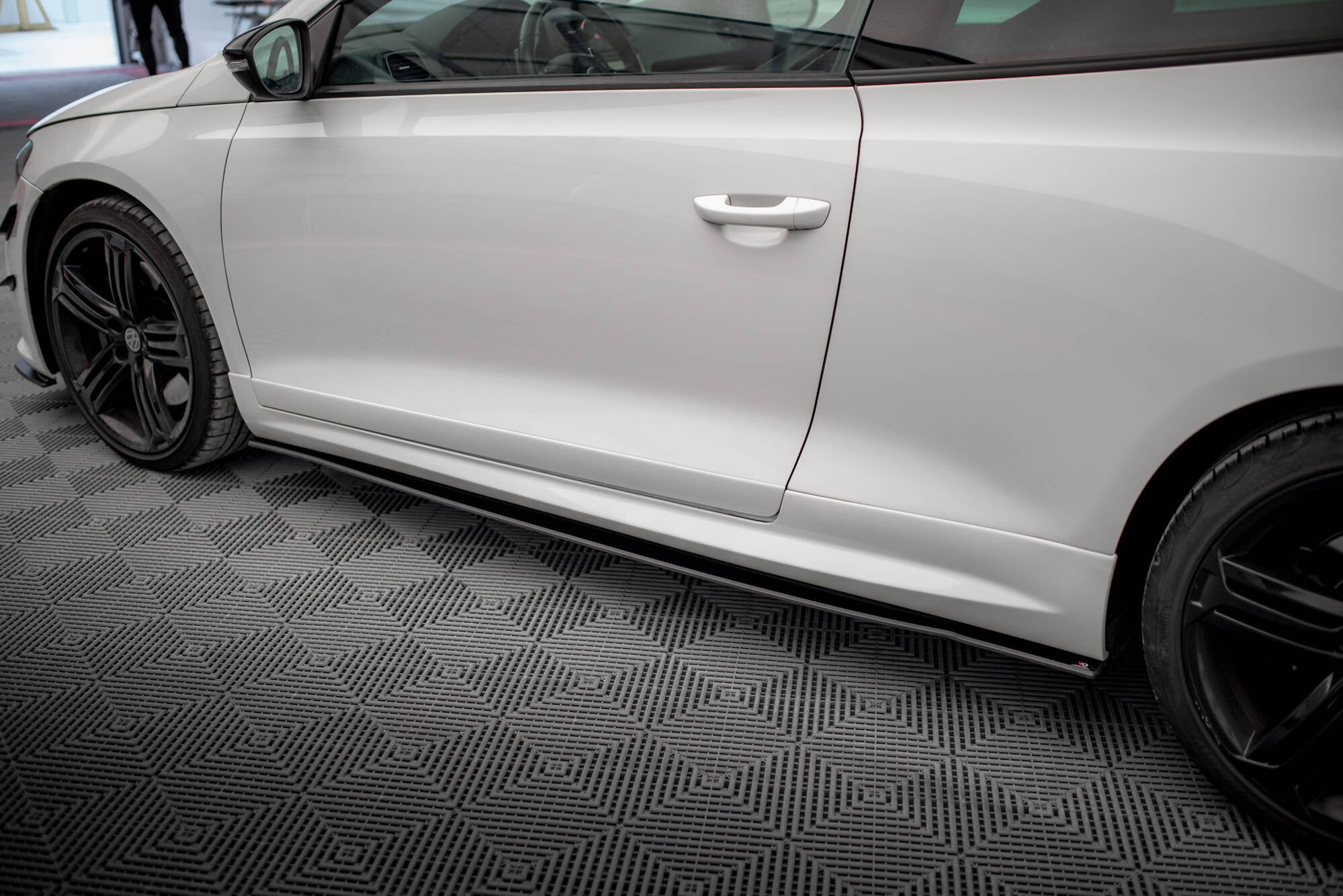 Street pro side skirts diffusers volkswagen scirocco r mk3 / mk3 facelift