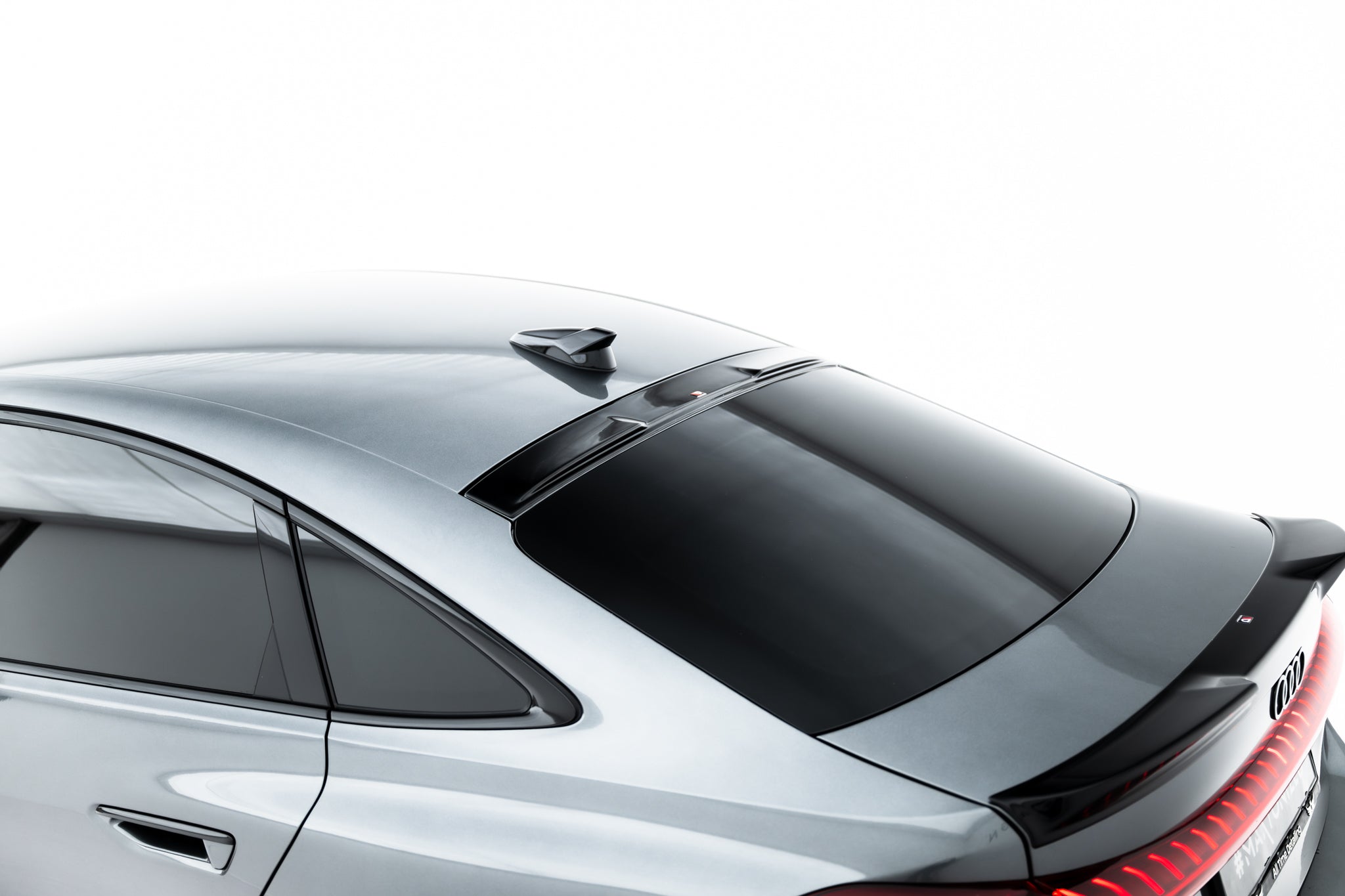 Audi A5 S-line / S5 Sedan B10:n takalasin jatke