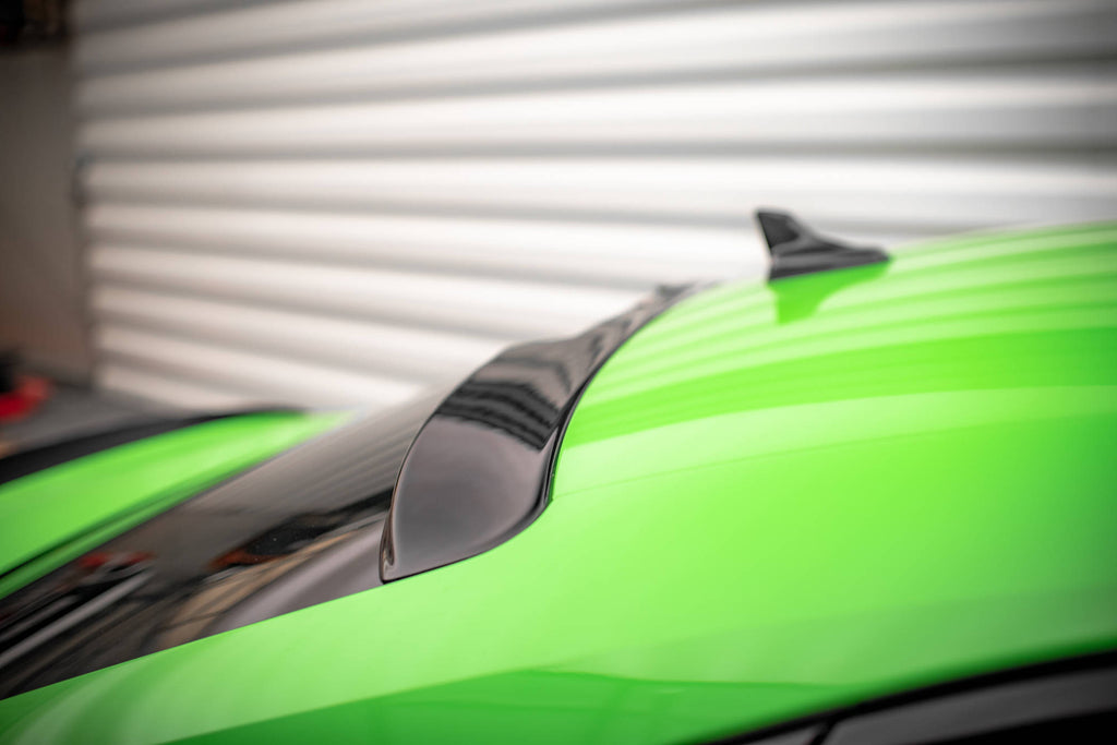 The extension of the rear window audi rs3 sedan 8y