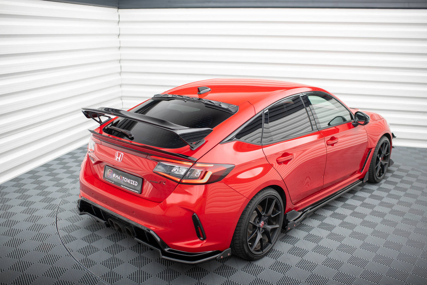 Udvidelsen af bagvinduet Honda Civic Type-R Mk 11