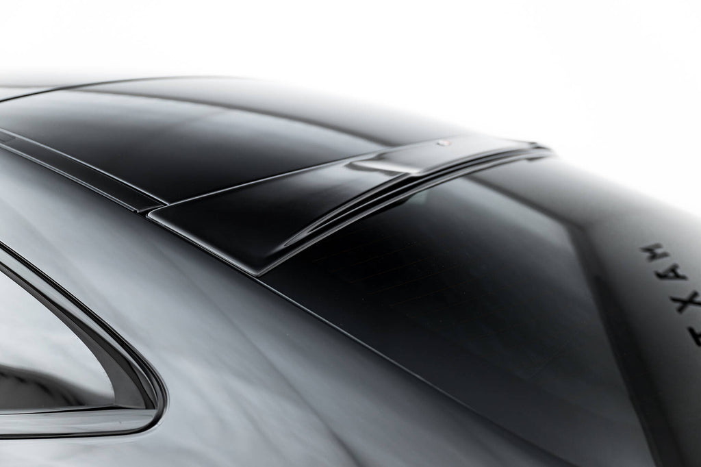 The extension of the rear window mercedes-amg cle 53 / amg-line c236