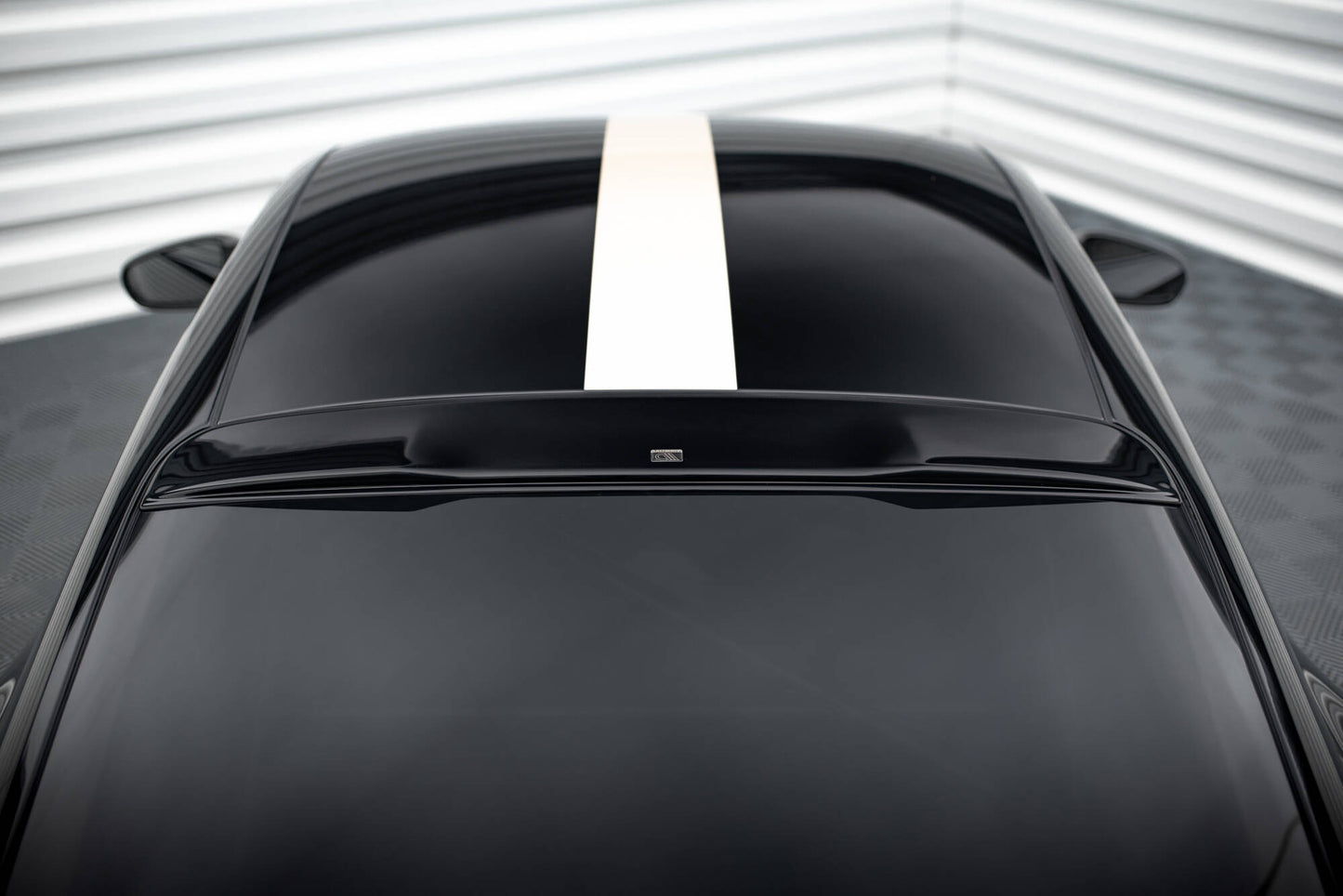 The Extension of the Rear Window Porsche 911 992 GT3