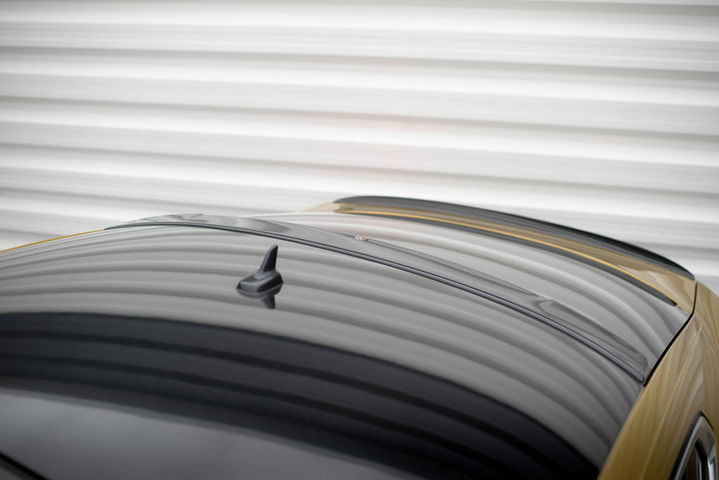 The extension of the rear window volkswagen arteon r-line